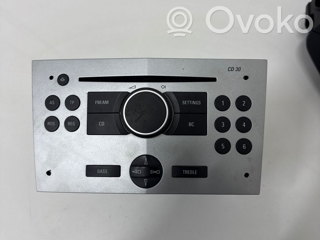 Opel Astra H Panel / Radioodtwarzacz CD/DVD/GPS 