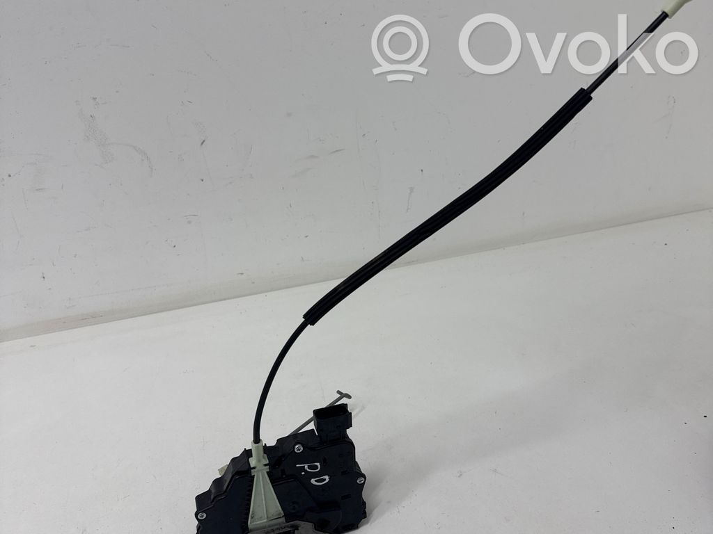 Front door lock   C29346101,13431840,A048317,0325407955