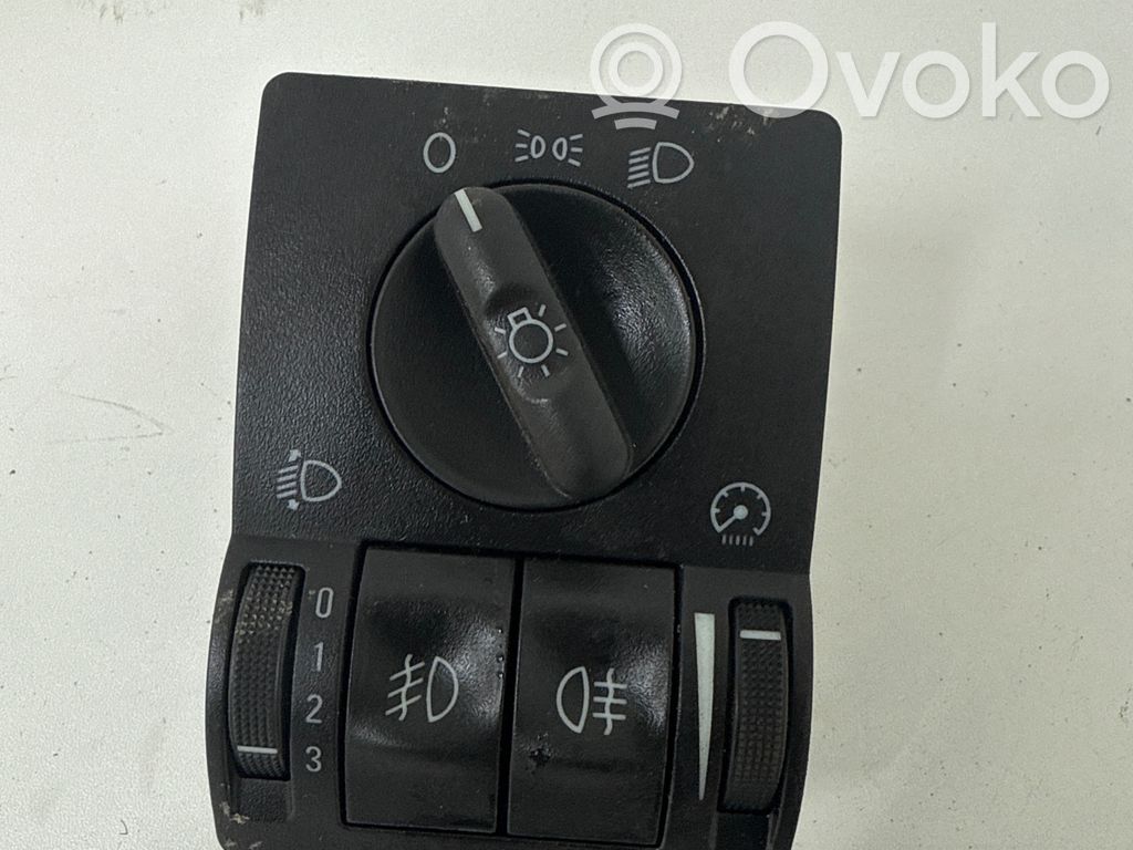 Opel Corsa C Light switch 