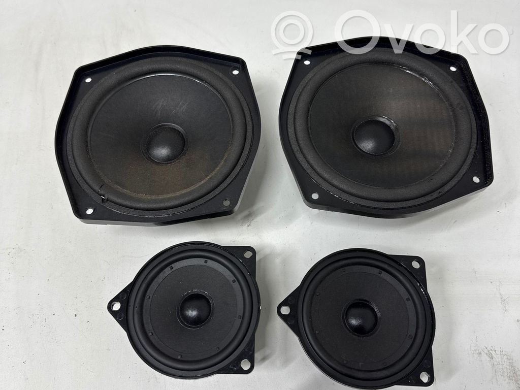 Altavoz de la puerta delantera   6915839,18820010