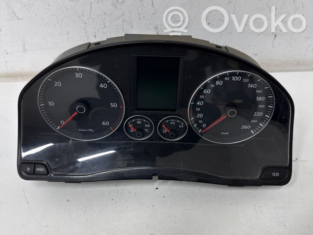 Volkswagen Golf V Speedometer (instrument cluster) 
