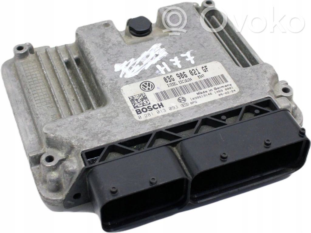 Volkswagen Golf V Engine control unit/module 