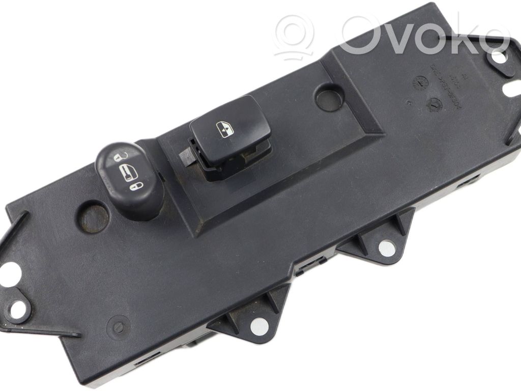 Chrysler Pacifica Electric window control switch 