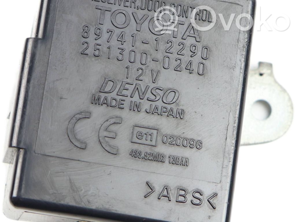 Toyota Corolla E120 E130 Door control unit/module 