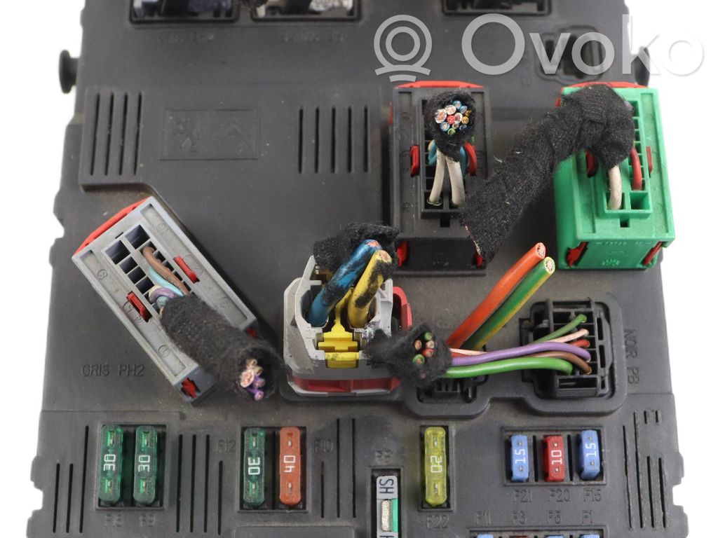 Citroen C3 Fuse module 