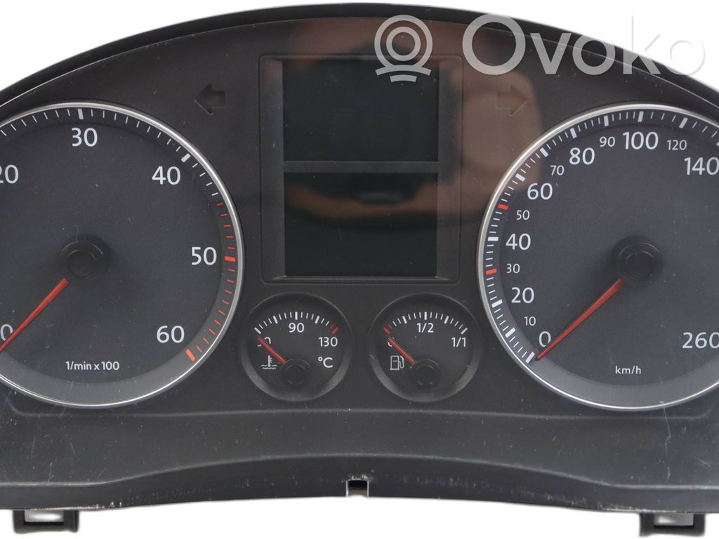 Volkswagen Golf V Vitezometru (grup de instrumente) 