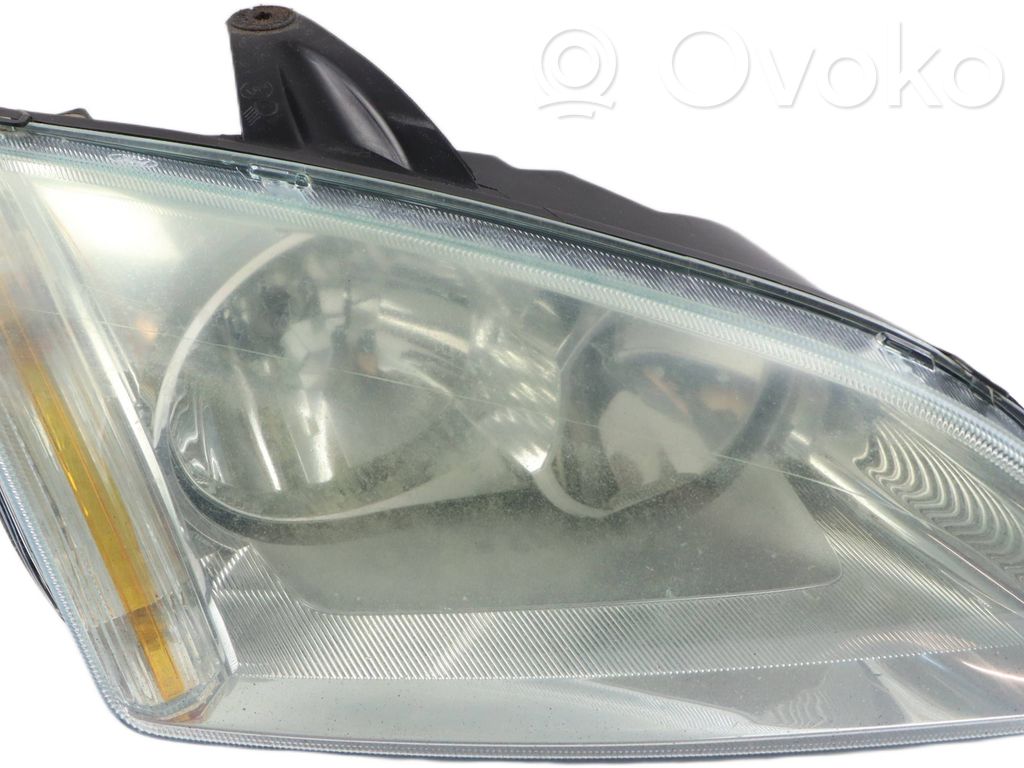 Ford Focus Headlight/headlamp 