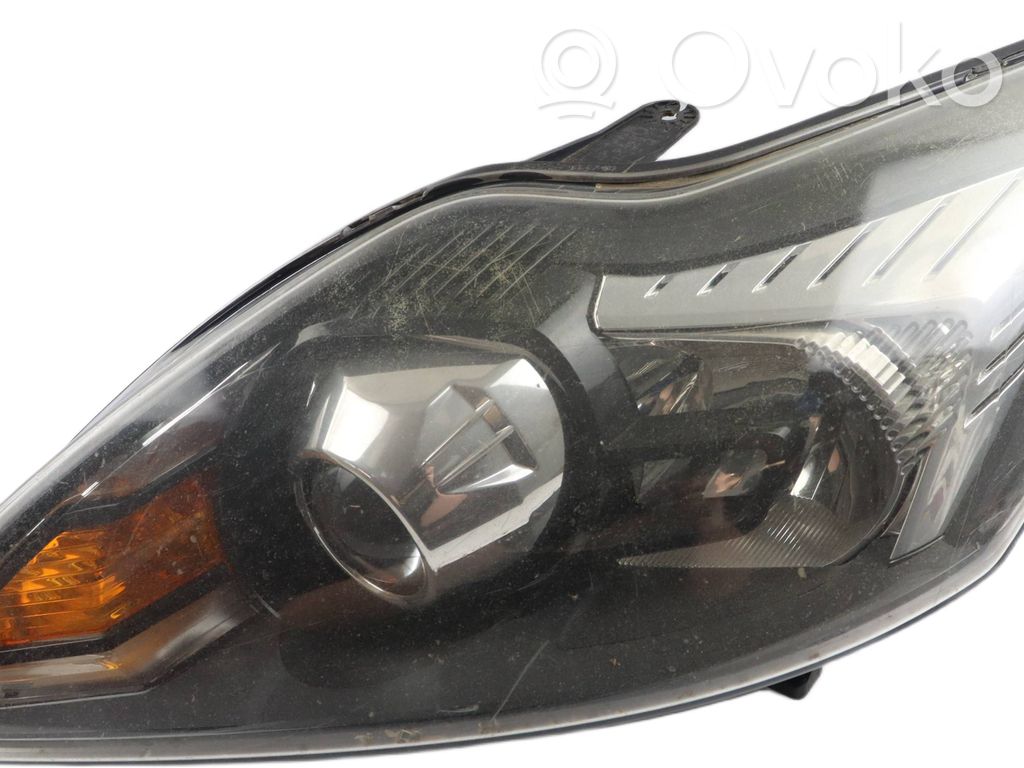 Ford Focus Headlight/headlamp 