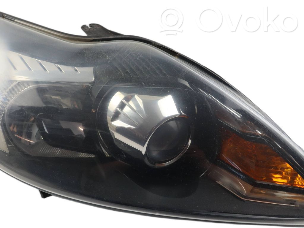 Ford Focus Headlight/headlamp 