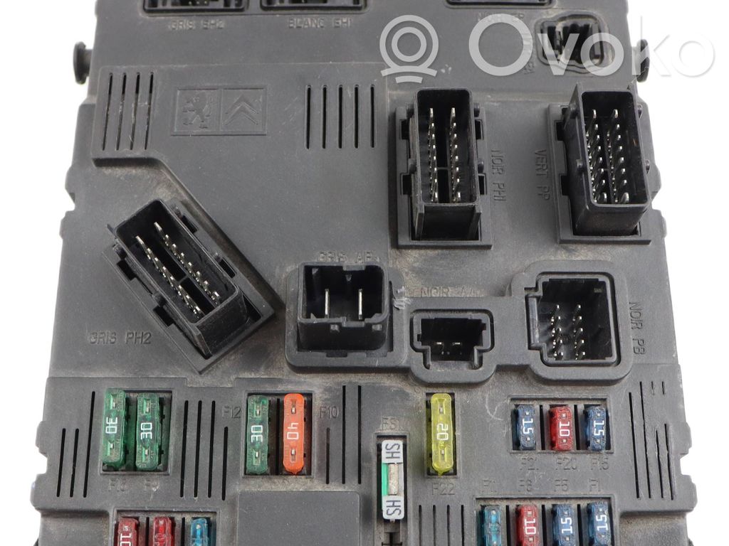 Citroen C2 Fuse module 