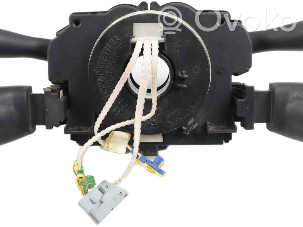 Peugeot 307 Wiper turn signal indicator stalk/switch 