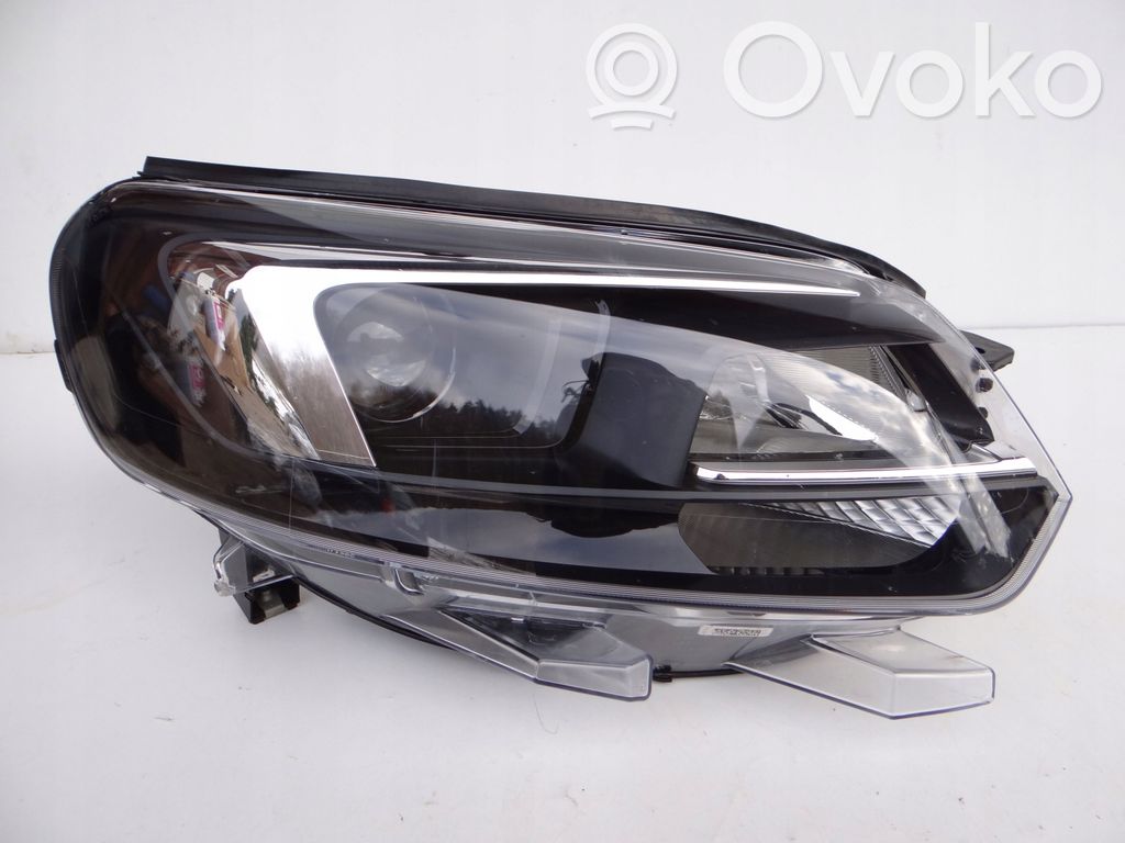 Opel Zafira Life Headlight/headlamp 