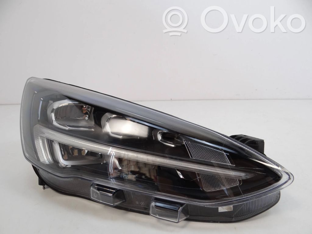 Ford Focus Headlight/headlamp 