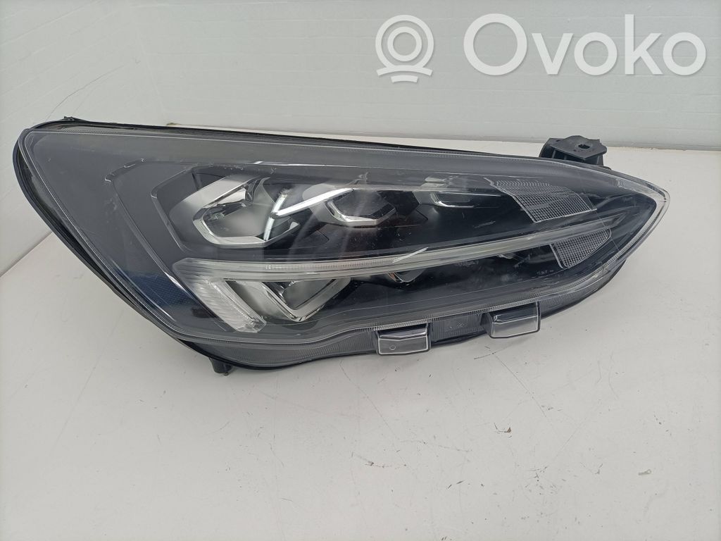 Ford Focus Headlight/headlamp 