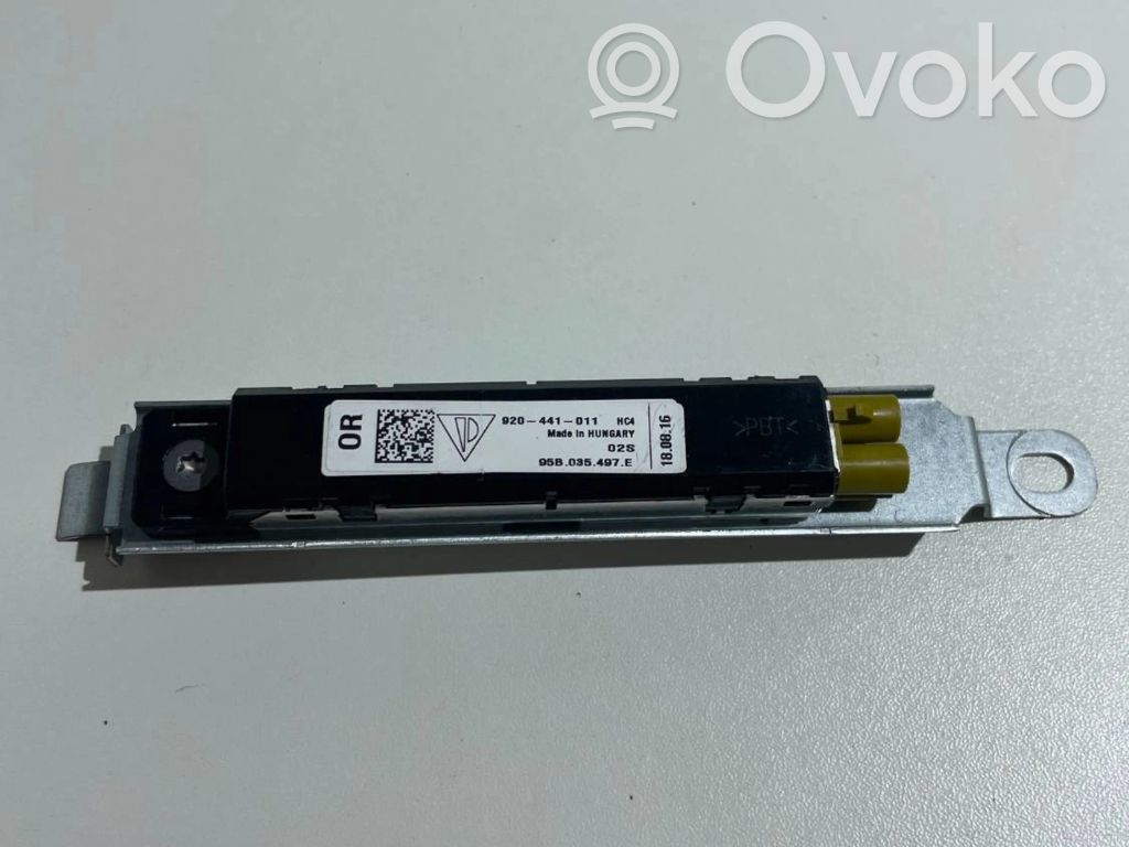 Porsche Macan (95B) Antenos stiprintuvas 