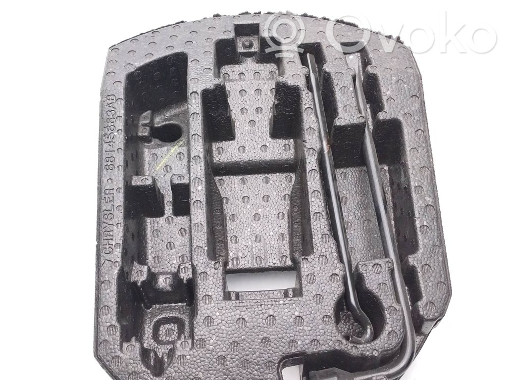 Zestaw narzędzi   68145664AB