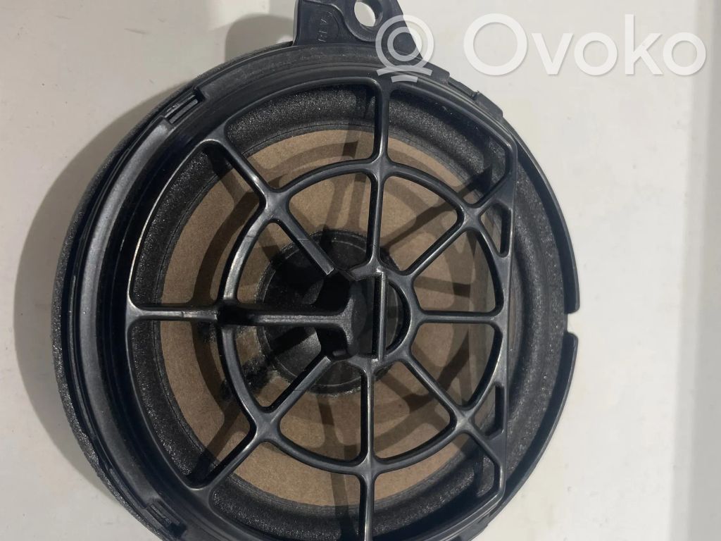 Audi A4 S4 B9 8W Panel speaker 
