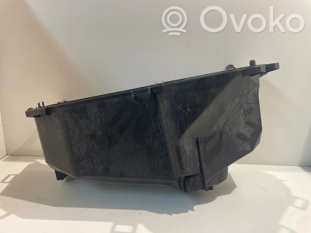 Audi Q7 4M Caja del filtro de aire 