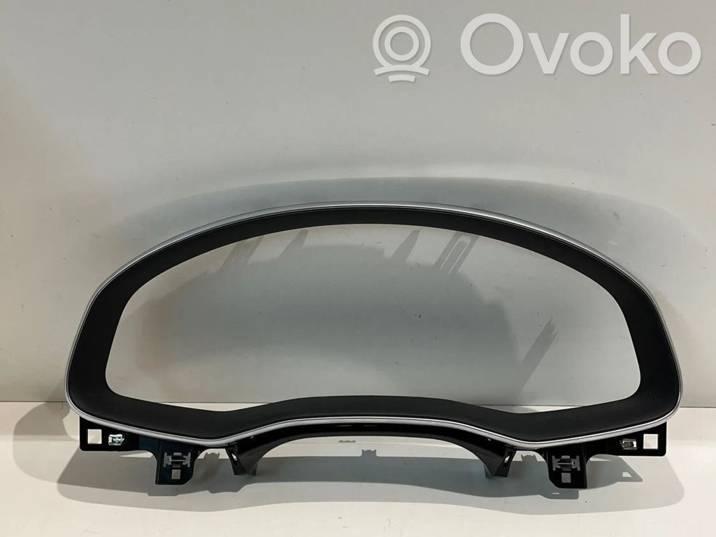 Audi Q8 Element deski rozdzielczej 
