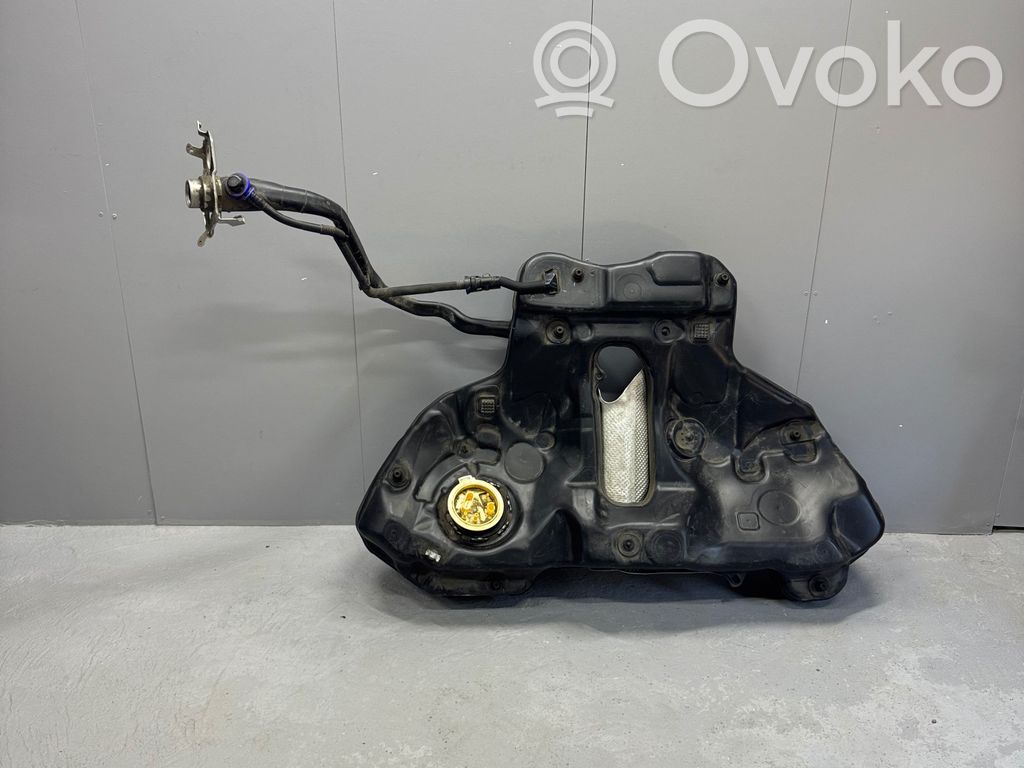 Audi A6 S6 C8 4K Polttoainesäiliö 