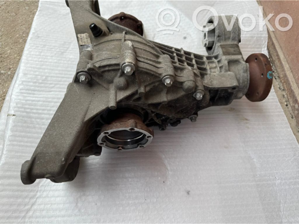 Audi A4 S4 B9 Galinis reduktorius 