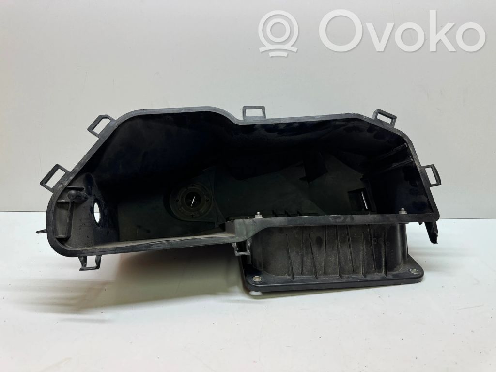 Audi Q7 4M Caja del filtro de aire 