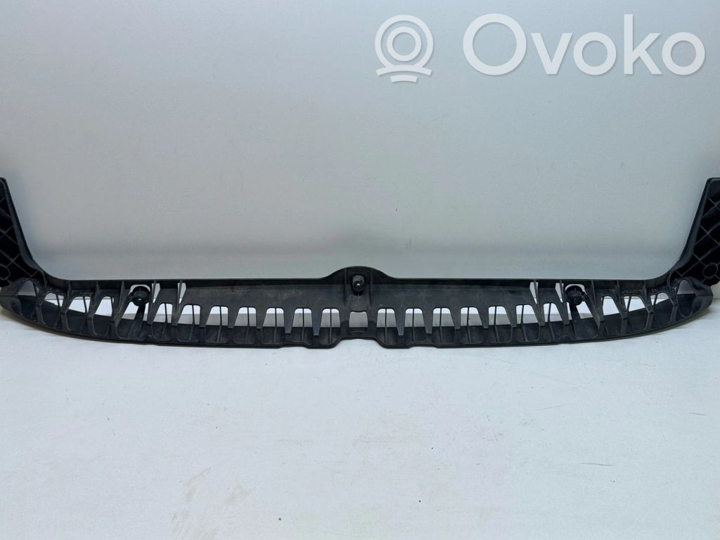 BMW i3 Rear bumper mounting bracket 