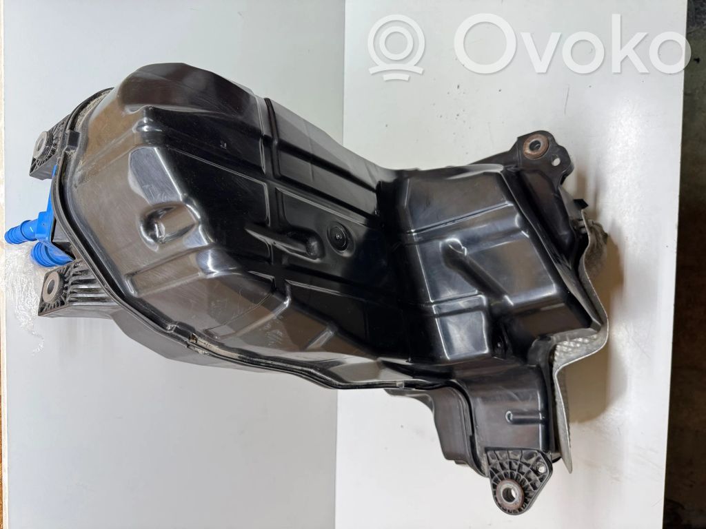 Audi Q7 4M Rezervor lichid AdBlue 