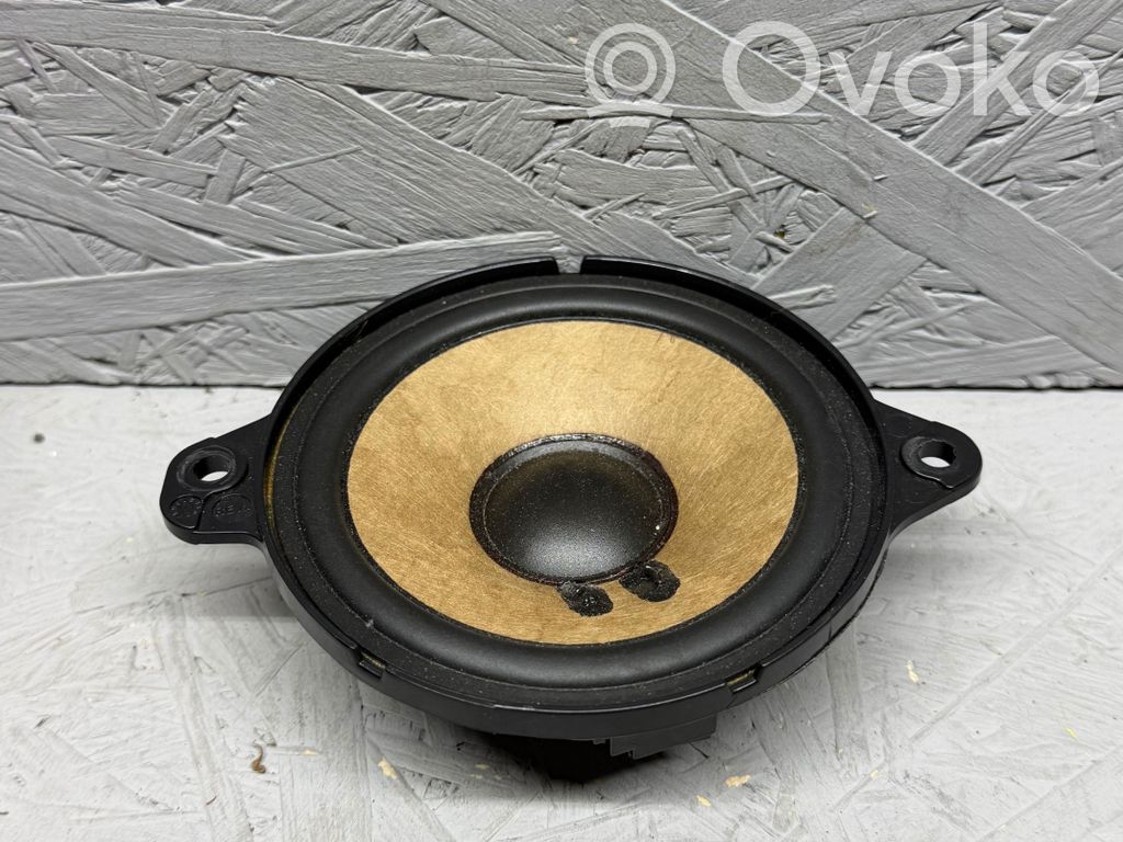 Audi A4 S4 B9 8W Panel speaker 