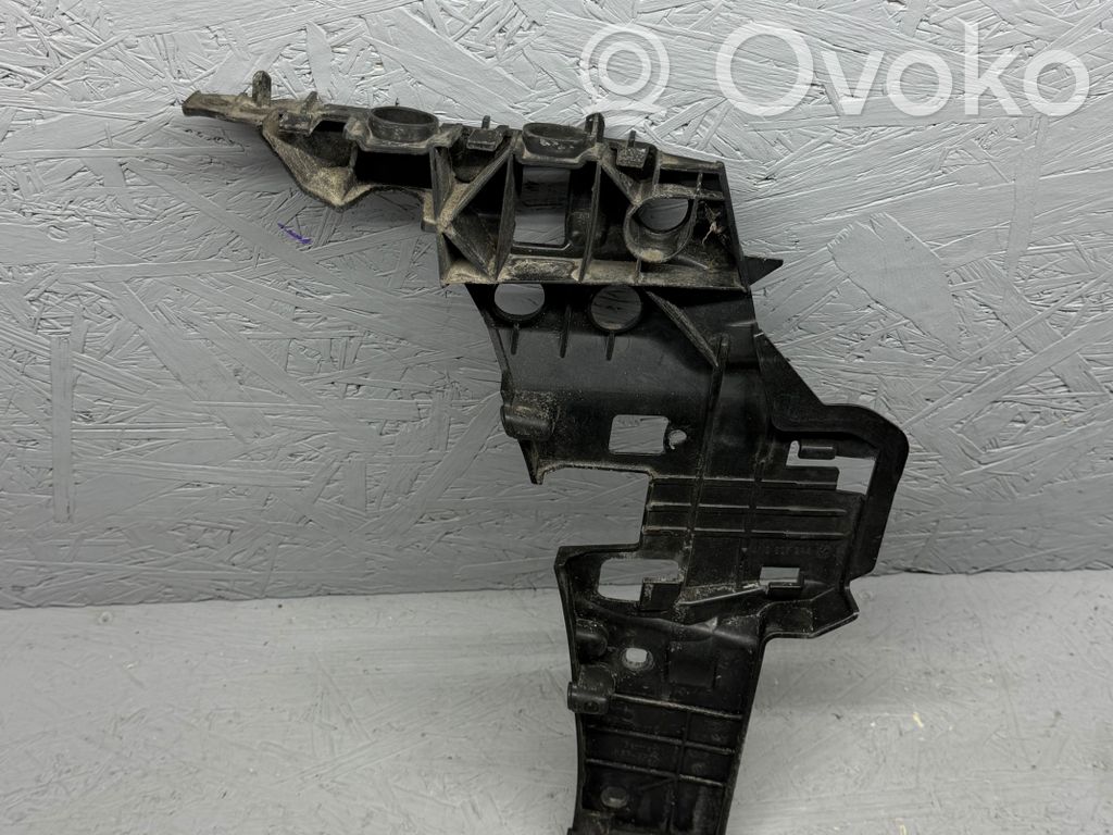 Audi A8 S8 D5 Front bumper mounting bracket 