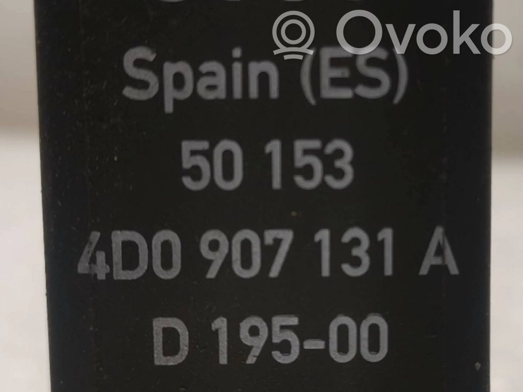 Audi A8 S8 D2 4D Interior lighting relay 