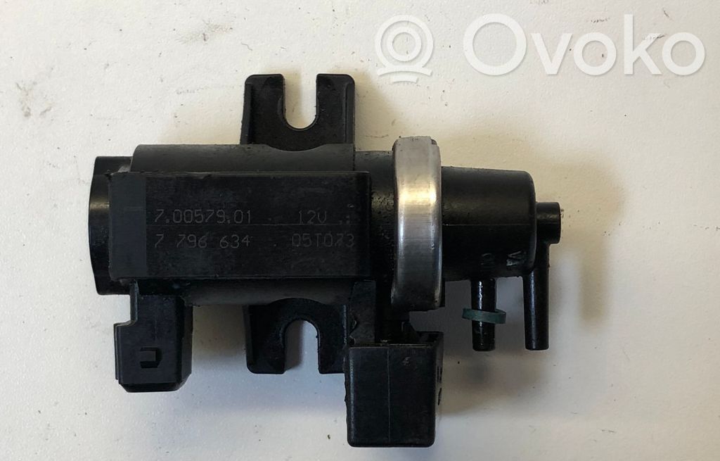 BMW 5 E60 E61 Turbo solenoid valve 