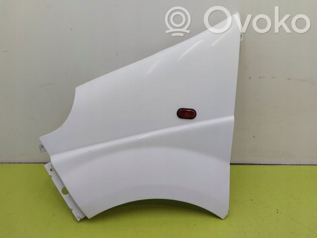 Opel Vivaro Guardabarro 