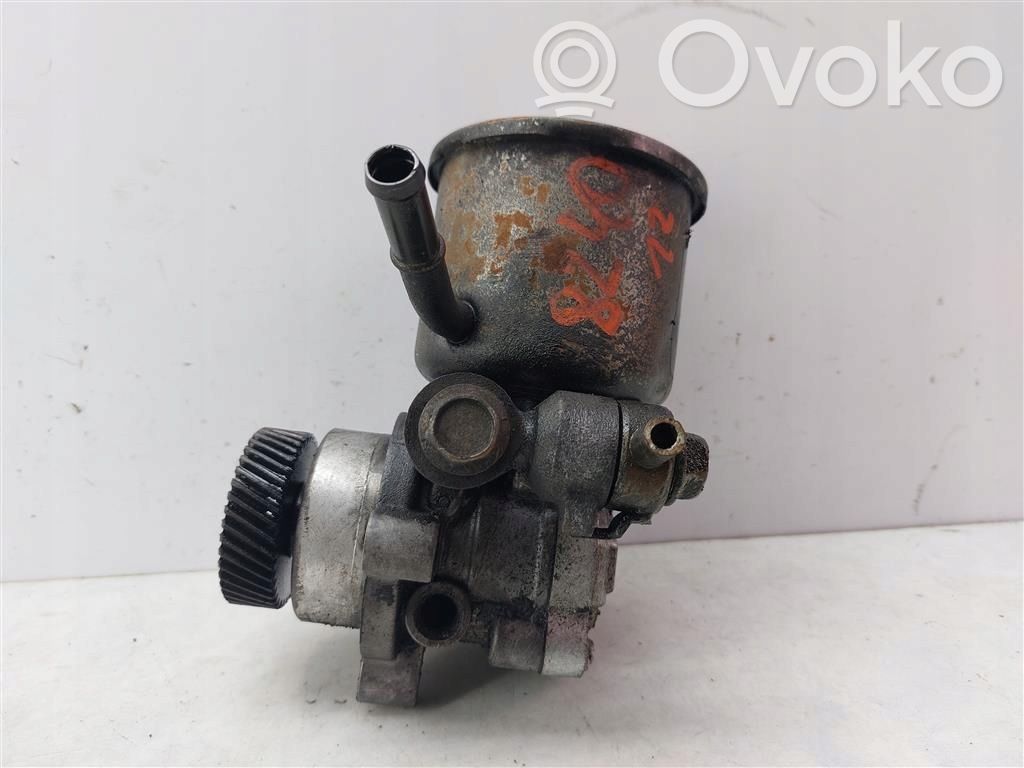 Ohjaustehostimen pumppu   GJ2B3265XA
