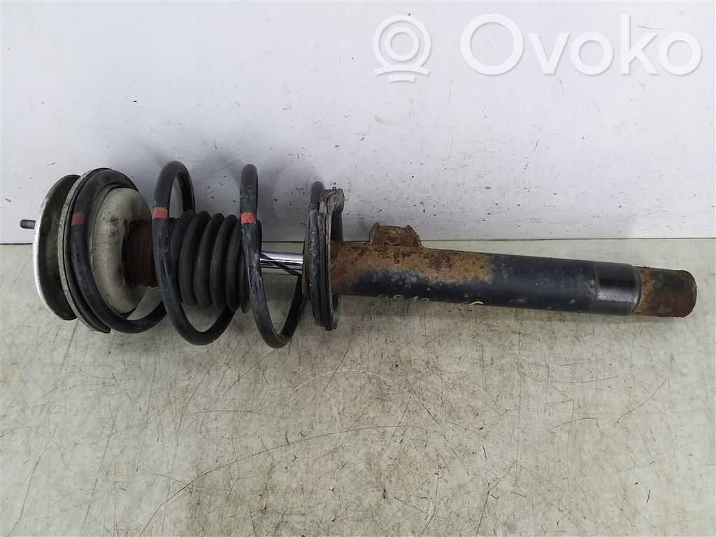 BMW 3 E46 Priekšpusē amortizators ar atsperi 