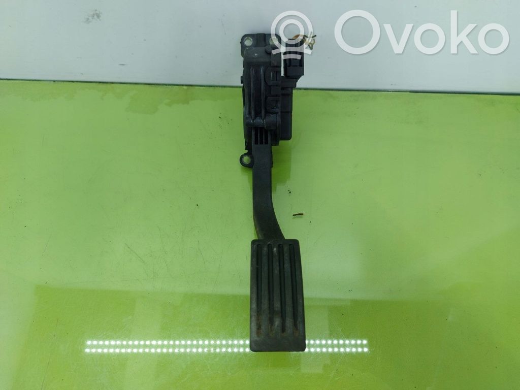 Gaspedal   4M519F836AK