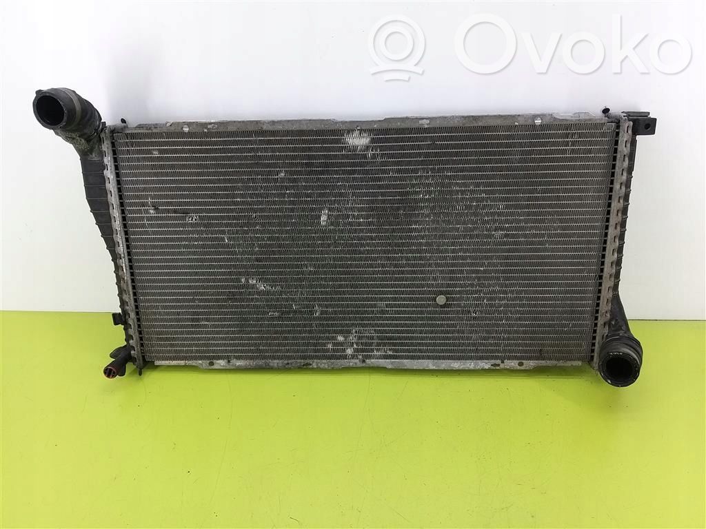 BMW 5 E39 Coolant radiator 