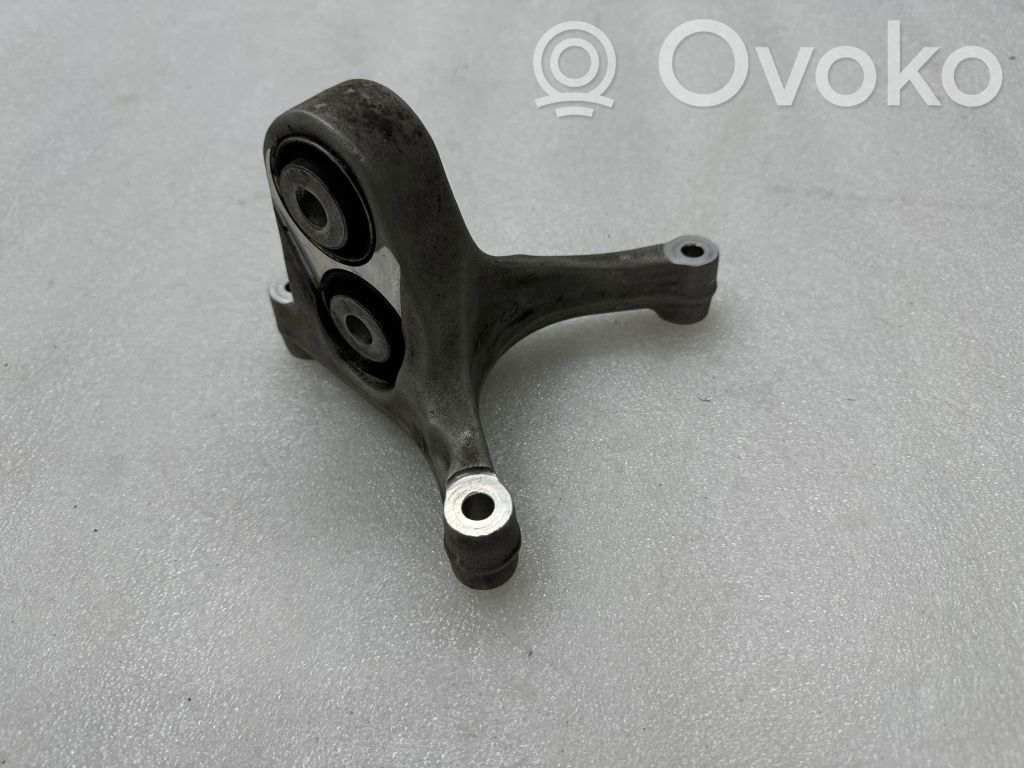 Engine mounting bracket   105536800G