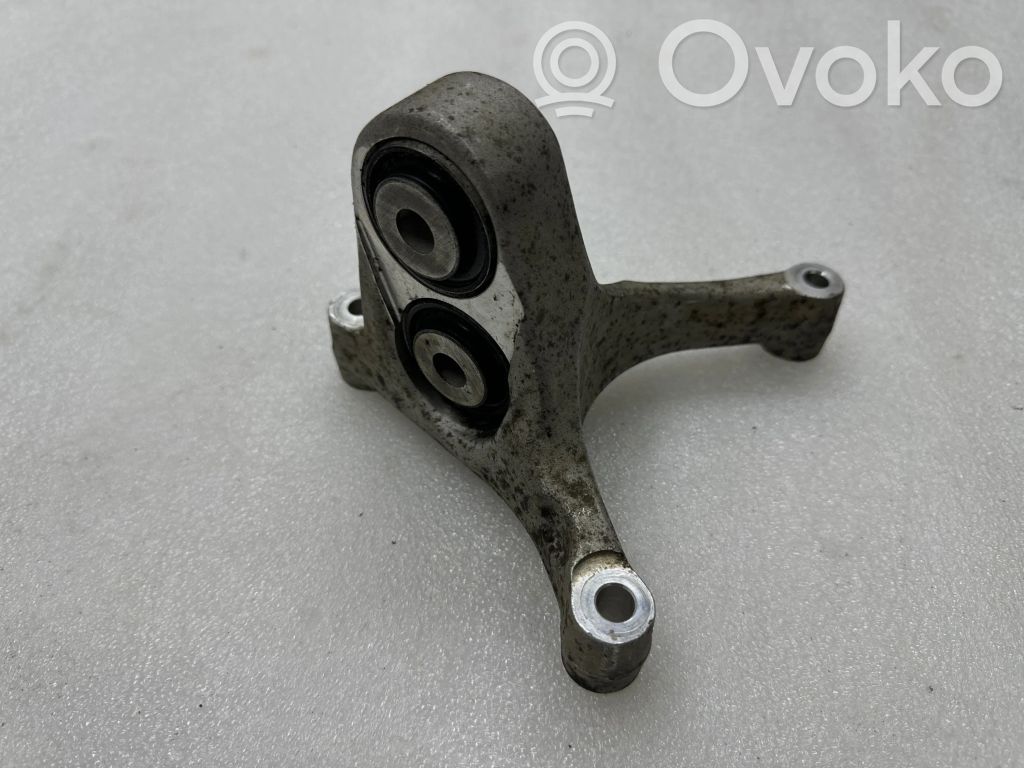 Tesla Model X Engine mounting bracket 