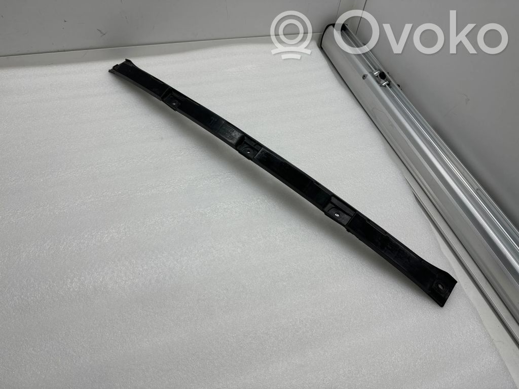 Rear bumper mounting bracket   6007724