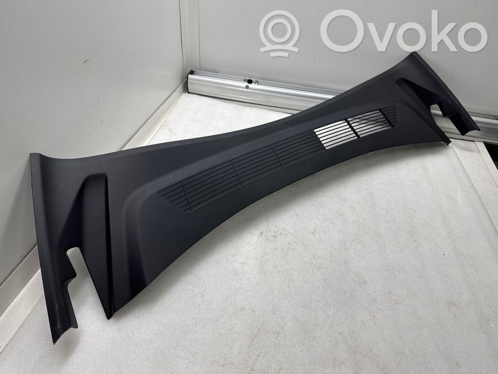 Tesla Model 3 Wiper trim 