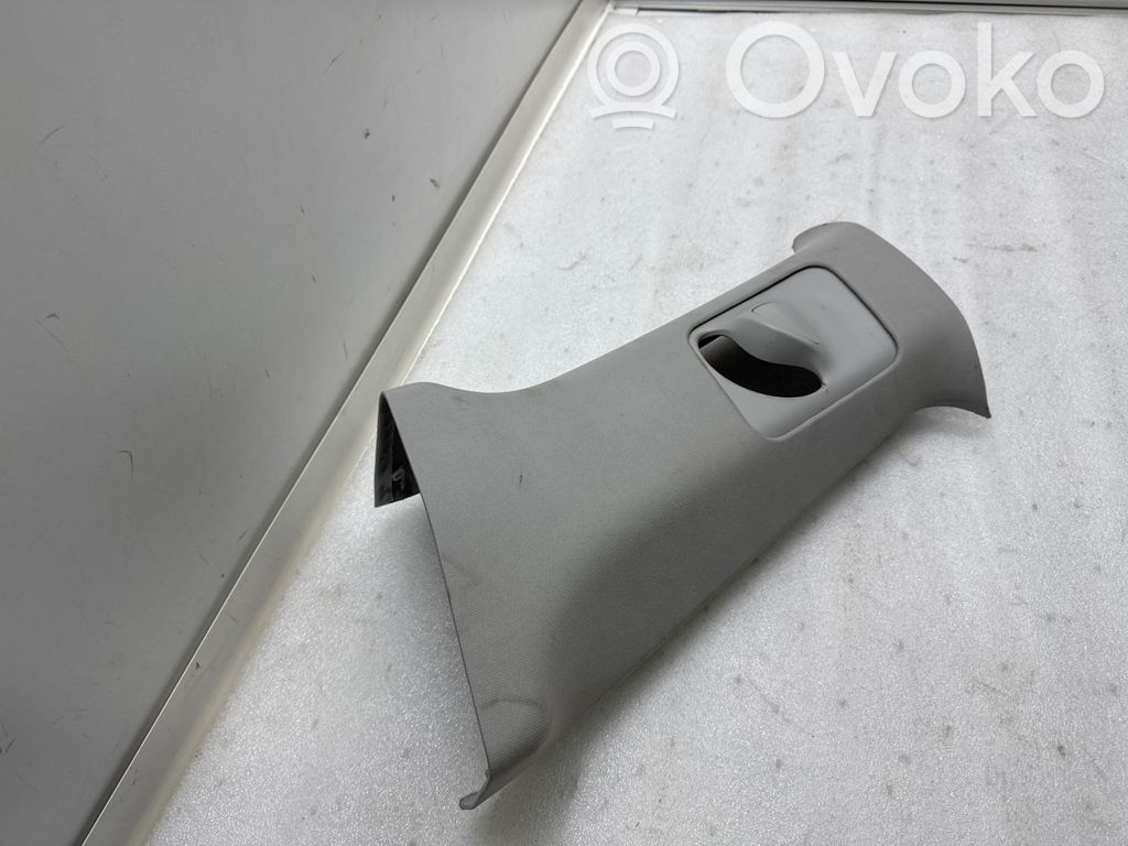 Tesla Model Y Osłona górna słupka / B 