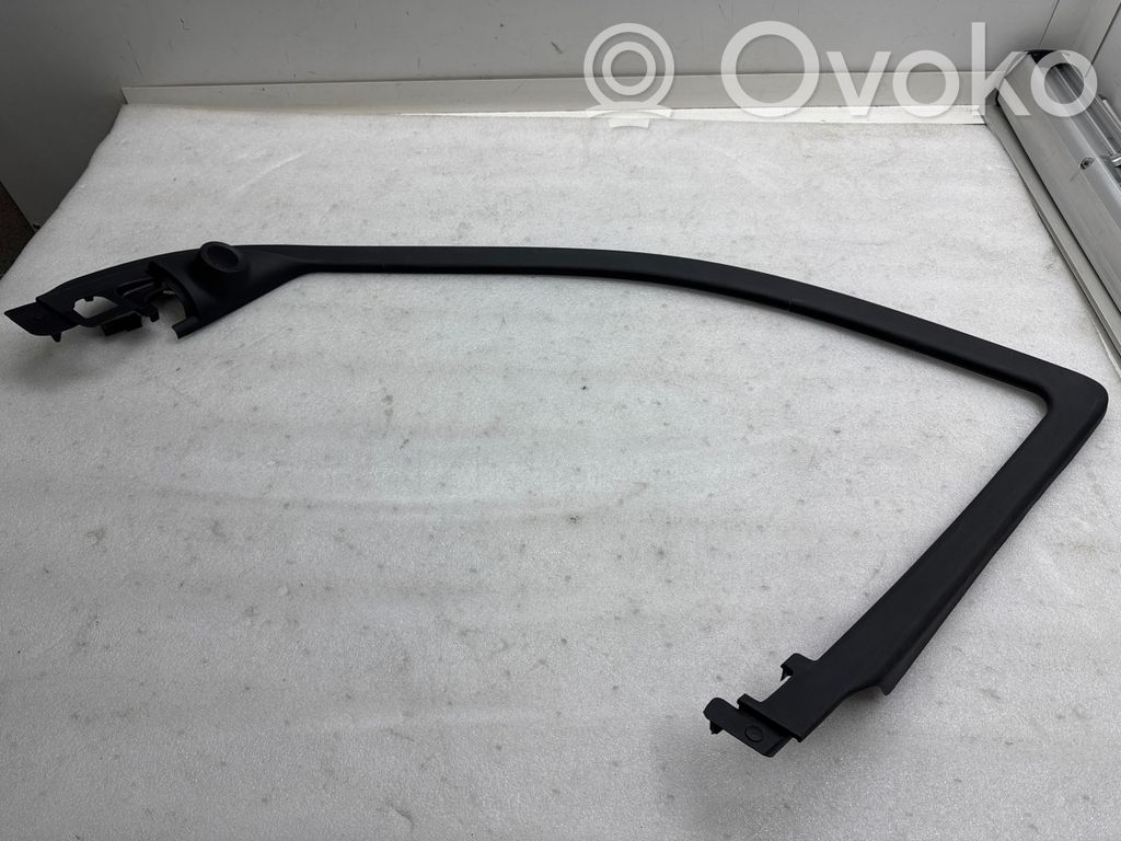 Jeep Grand Cherokee Listwa / Uszczelka szyby drzwi przednich 