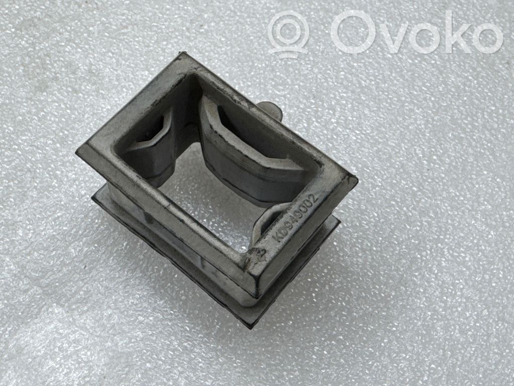 Tesla Model 3 Support, fixation radiateur 