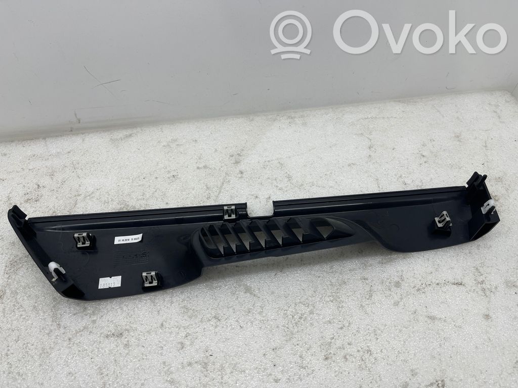 Otros repuestos del interior   110067100D,T5816,AG151906