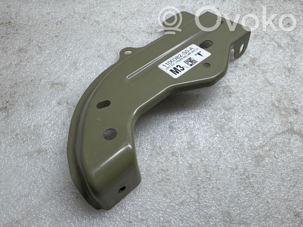 Tesla Model 3 Fender mounting bracket 