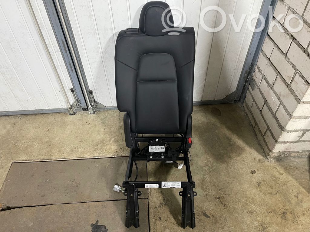 Asiento trasero   1494901E1E,GPB23016000AN4,GJBBGA1D1E