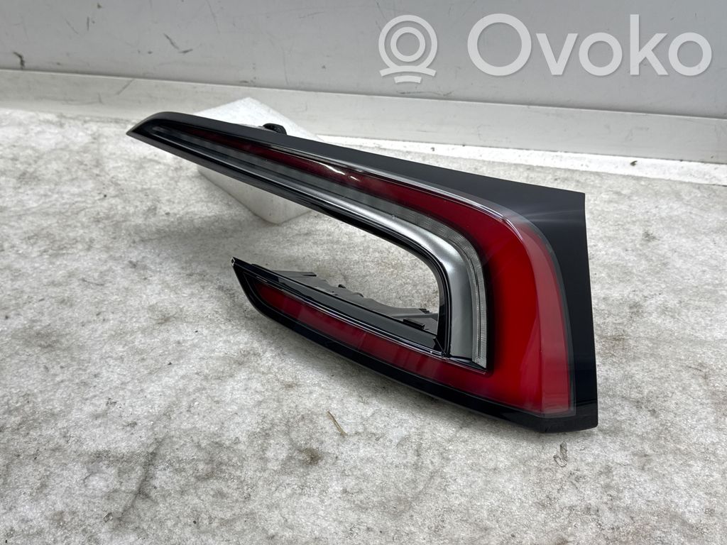 Tesla Model 3 Highland Takavalot 