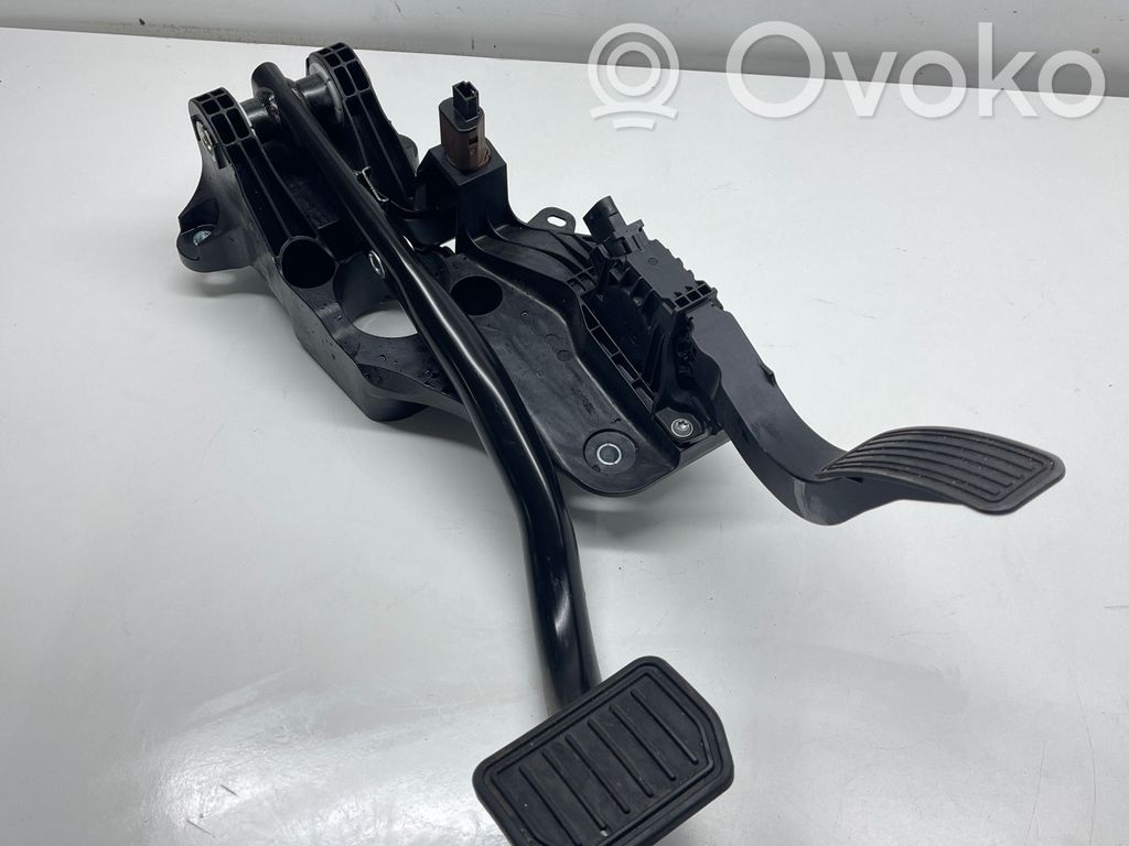 Tesla Model Y Pedal de freno 