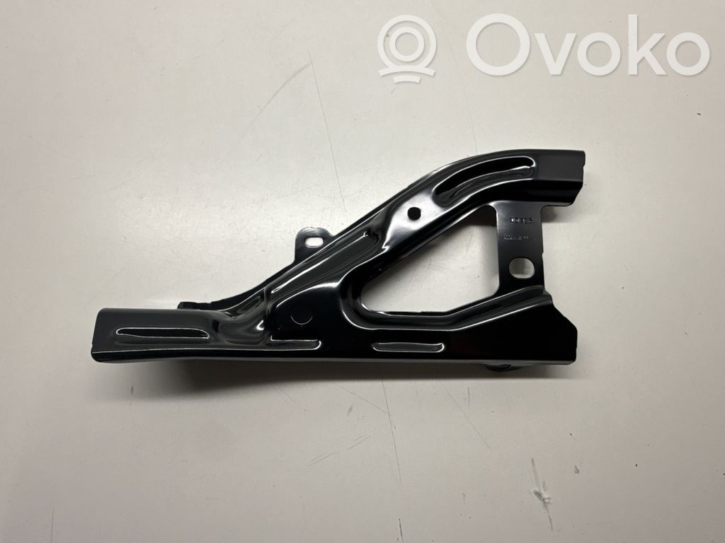 Fender mounting bracket   209552400A